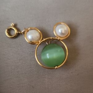 Gold Wire Green Stone and Pearl Pendant Charm